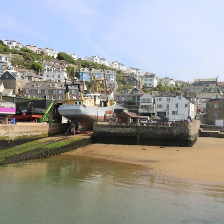 The Watch Below Polruan Exterior photo