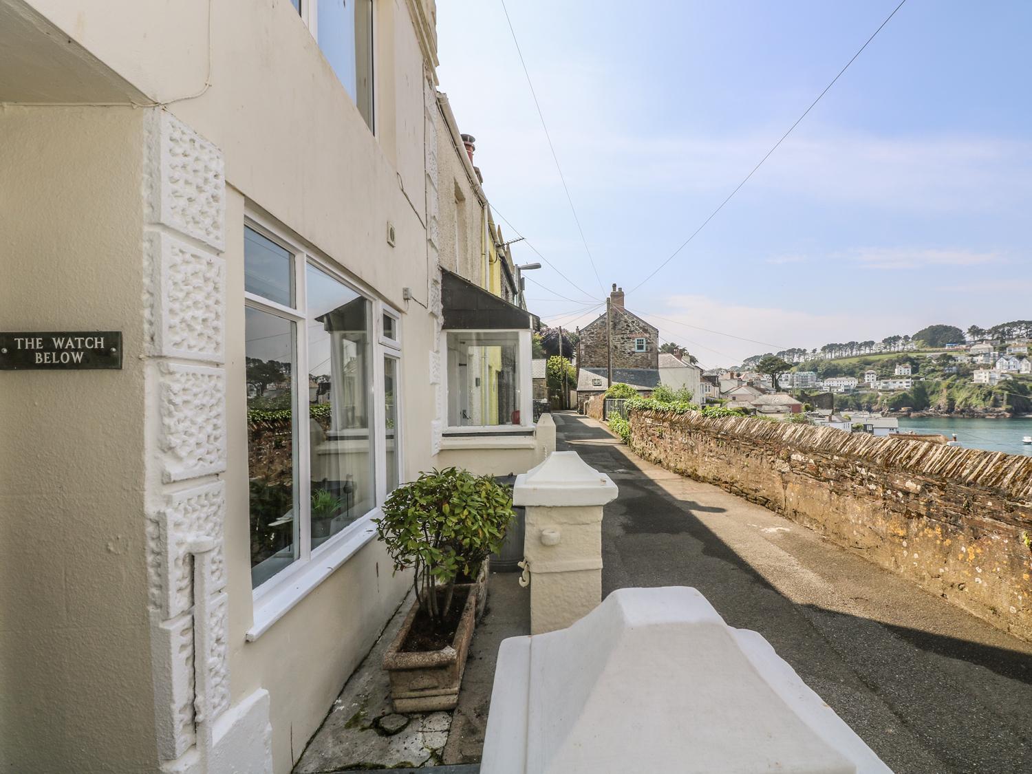 The Watch Below Polruan Exterior photo
